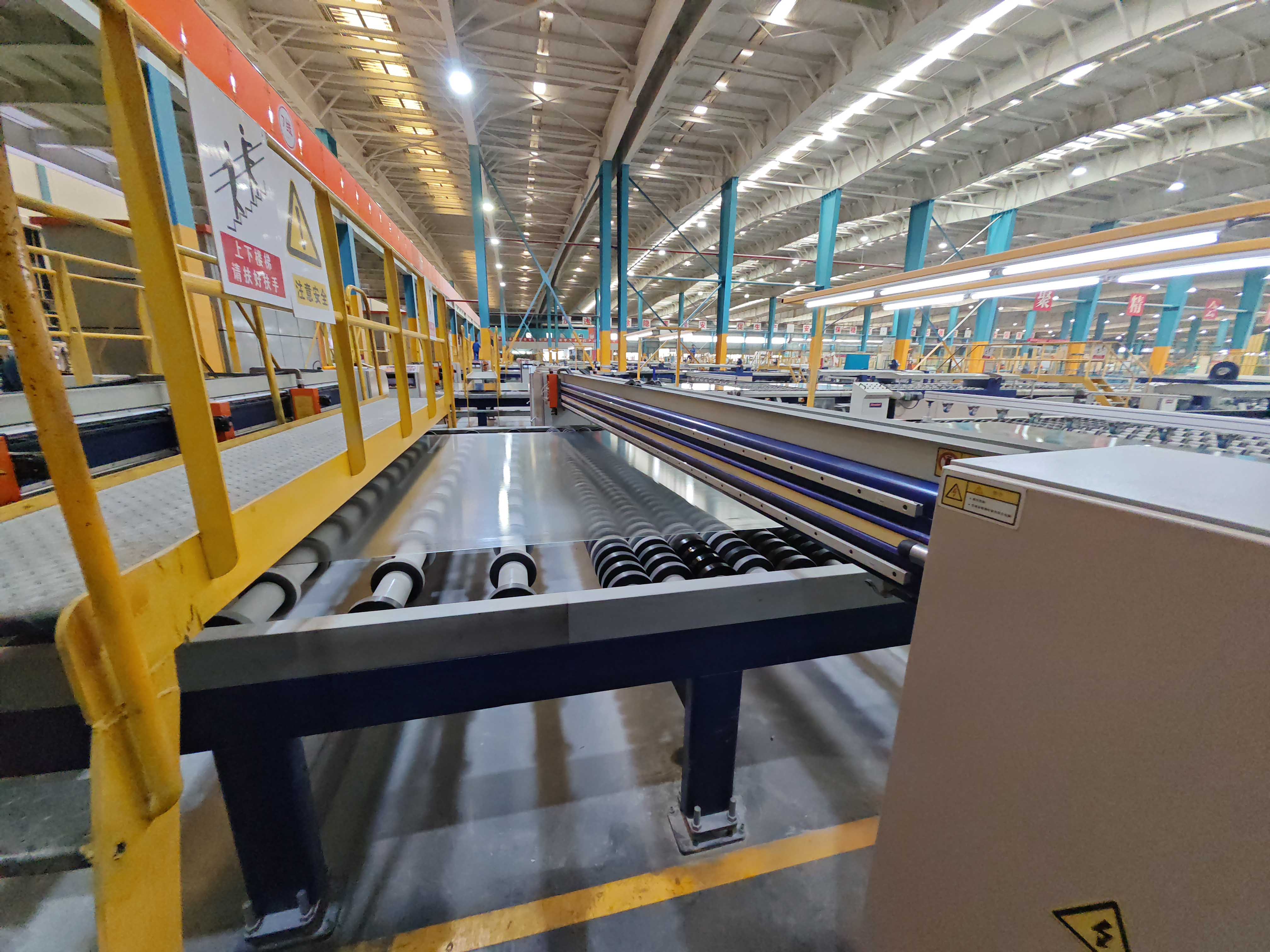 光伏玻璃生产线动画：把1600℃的核心工艺，“烧”给客户看(图3)