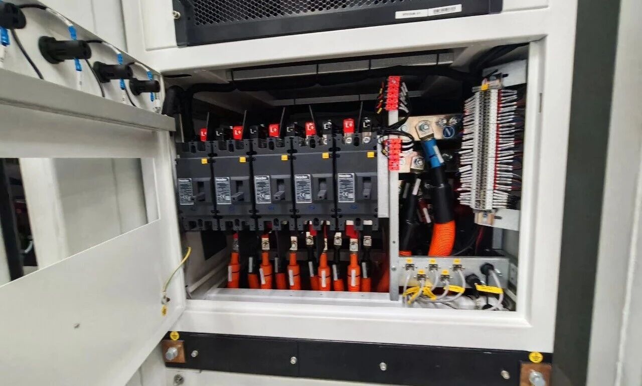 拆开储能集装箱：迈维3D动画让液冷变成看得见的安全感！(图2)